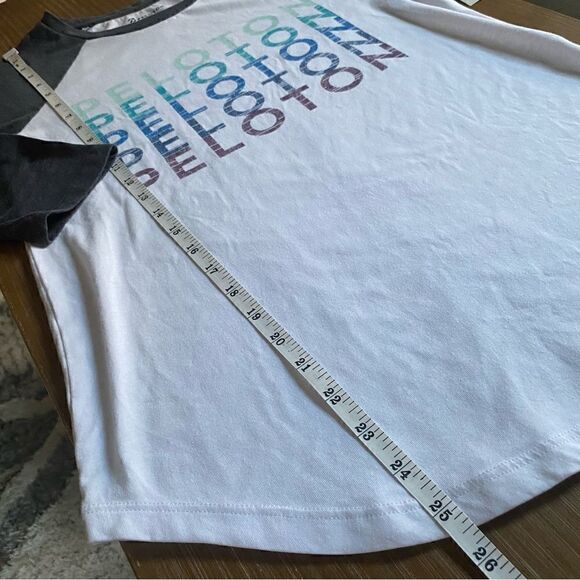 PELOTON Long Sleeve Baseball Tee NWT - Picture 8 of 15